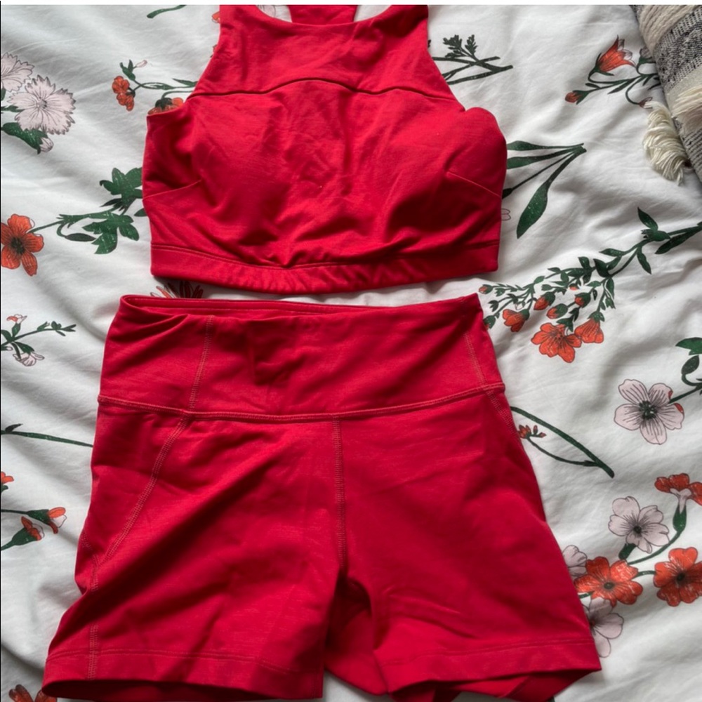 RED OV BIKER AND SHORTS BRA SET